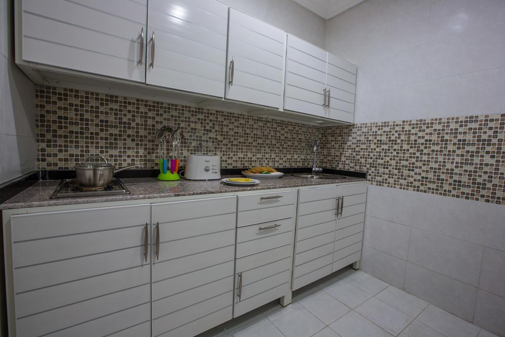 Sara Plaza (Adults Only) Apart otel Kuveyt Dış mekan fotoğraf
