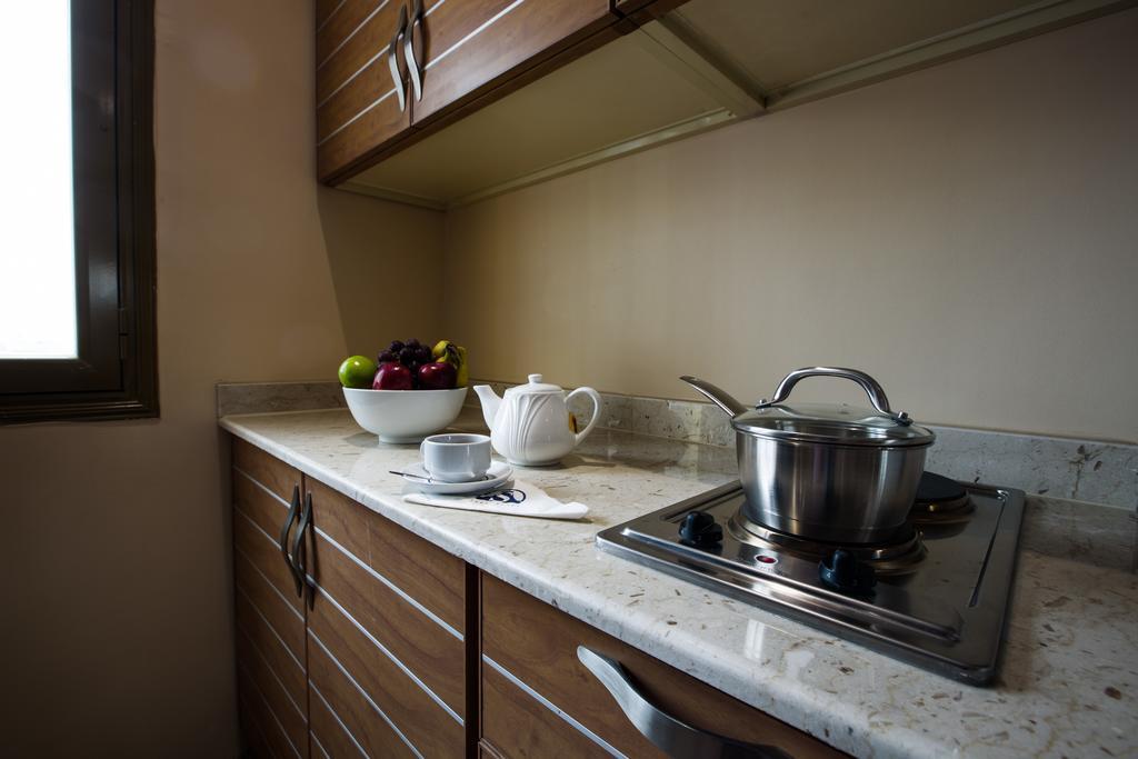 Sara Plaza (Adults Only) Apart otel Kuveyt Dış mekan fotoğraf